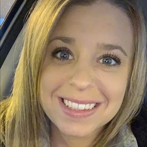 Meet your Posher, Lindsey